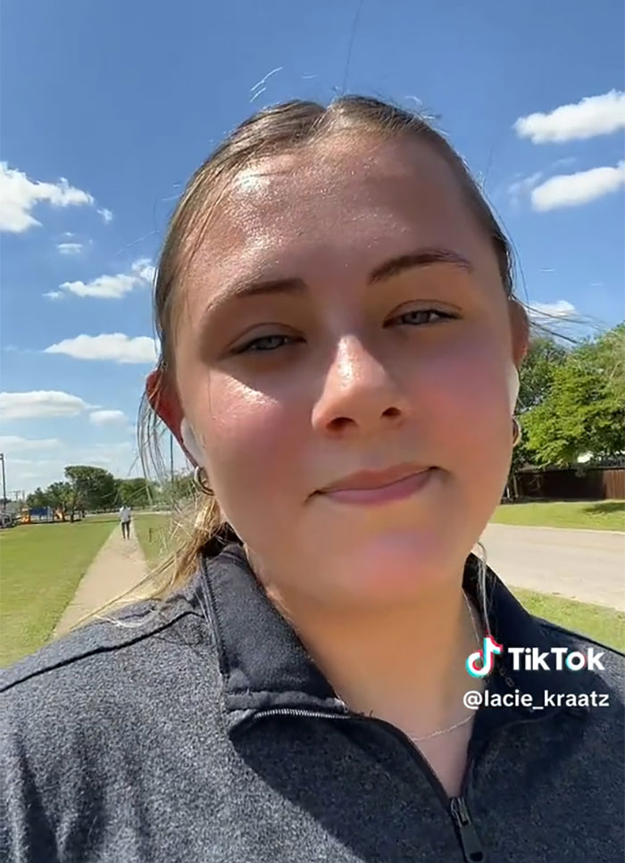 Woman Suspects She's Being Followed, Starts Recording The Guy And Her Suspicions Turn Out To Be True Woman Suspects She's Being Followed, Starts Recording The Guy And Her Suspicions Turn Out To Be True