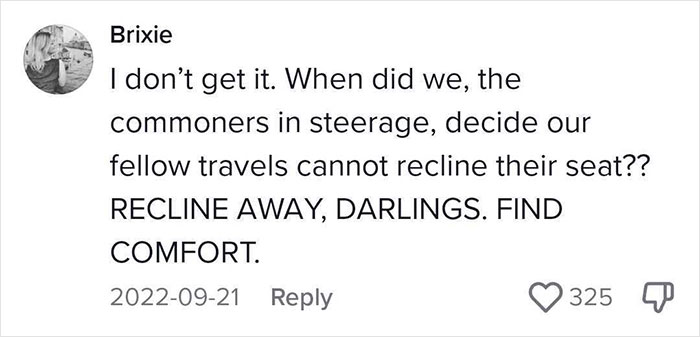 Plane Passenger Gets Tired Of Neighbors Invading Her Privacy By Reclining Their Seats, Starts Swiveling Air-Con Vents Right On Their Face