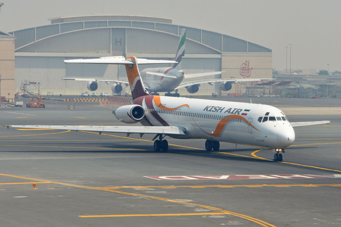 Exhausted Passenger Is Upset About Having To Give Up Their Middle Seat To A Mother Traveling With A Baby