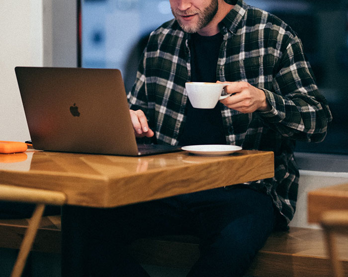 Web Designer Teaches Rich Woman A Lesson After She Thought She Could Just Get Away Without Paying