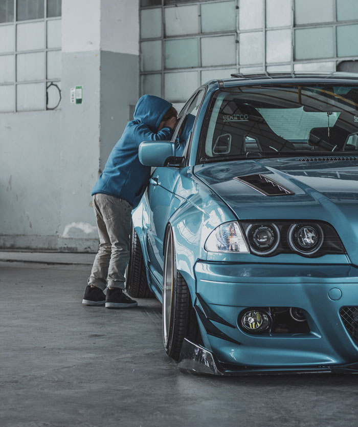 "What Screams 'I'm A Terrible Parent'?" (30 Answers)