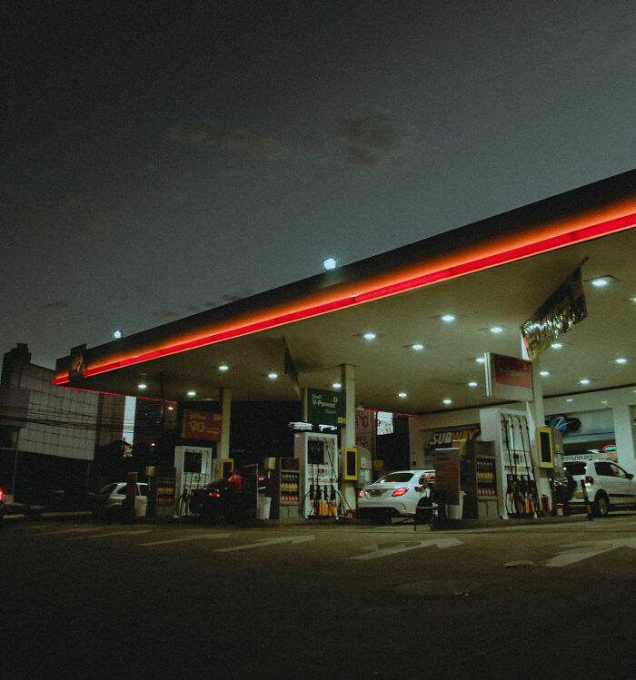 25 Unspoken “Girl Code” Rules Women Secretly Follow On A Day-To-Day Basis, As Shared Online