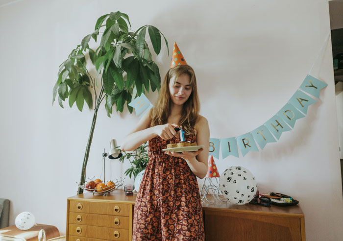 Teen Gets Mad Over Stepdad's Decision Not To Pay For Her Expensive Birthday Party Since He's Not Even Invited