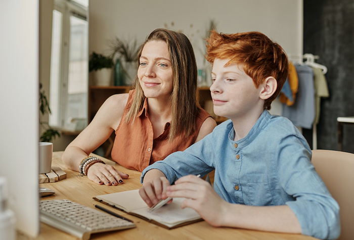 “Tough Luck, Kids”: Teacher Washes Her Hands Off Helping Students Meet The Deadline, They Don’t And They’re Not Happy “Tough Luck, Kids”: Teacher Washes Her Hands Off Helping Students Meet The Deadline, They Don’t And They’re Not Happy