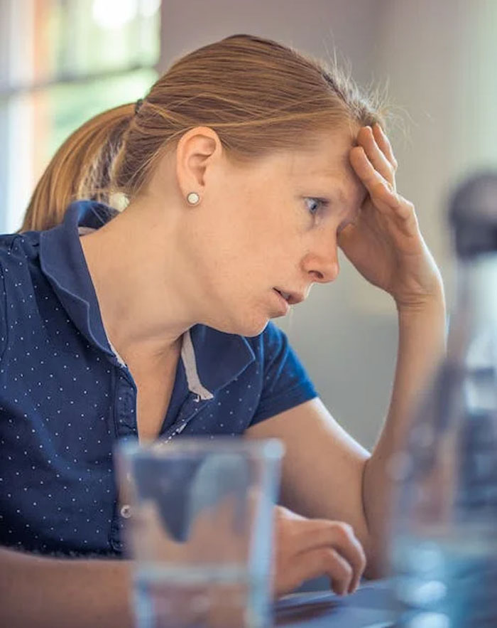 "I Had To Buy Tampons Because I'm On My Period": Woman Quits Immediately After Rude Coworker Tattles On Her