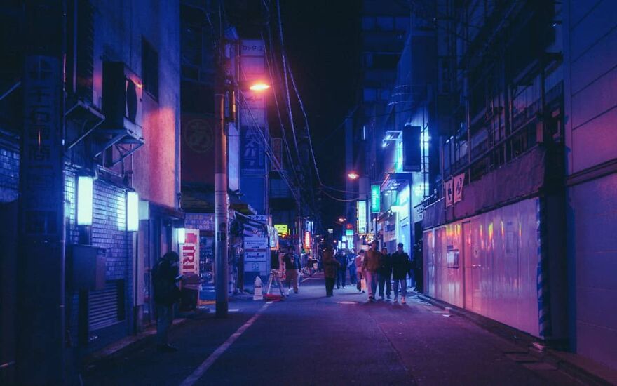 I Wandered The Night Alleys Of Tokyo Under Neon Lights, And Here's What I Captured (23 Pics)