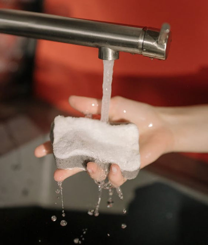 Women Share The Times They Had To Explain Something They Thought Was Well-Known To Their Partner (45 Answers)