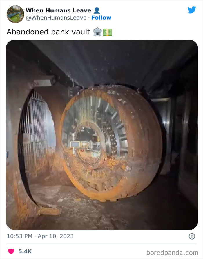 Abandoned-Places-Pics-When-Humans-Leave