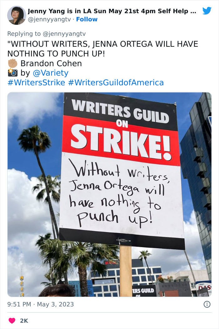 Funny-Writers-Strike-Signs-Twitter