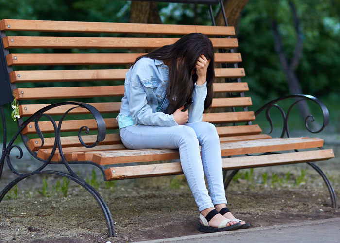 “Haven’t Spoken To My ‘Parents’ In Over 10 Years”: 30 People Reveal Their Thoughts On Parents Kicking Their Kids Out At 18