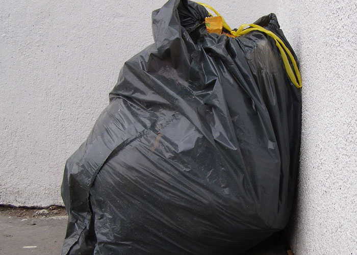 “Haven’t Spoken To My ‘Parents’ In Over 10 Years”: 30 People Reveal Their Thoughts On Parents Kicking Their Kids Out At 18