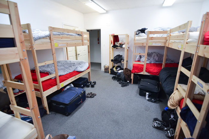 Man Is Completely In Love With His Roommate But Is Afraid To Do Anything, The Internet Convinces Him To Confess, He Listens And Gets A Happy Ending Man Is Completely In Love With His Roommate But Is Afraid To Do Anything, The Internet Convinces Him To Confess, He Listens And Gets A Happy Ending