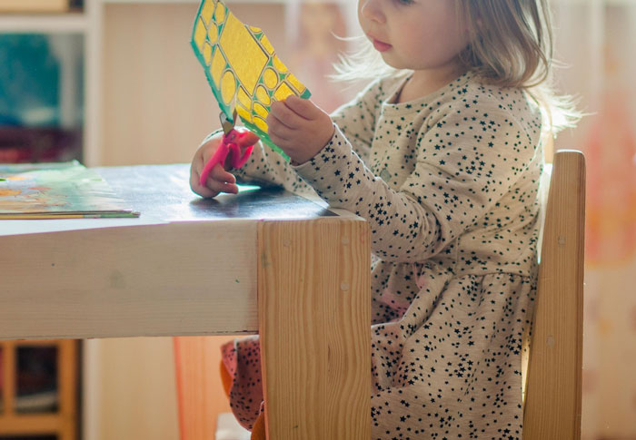 "What Screams 'I'm A Terrible Parent'?" (30 Answers)