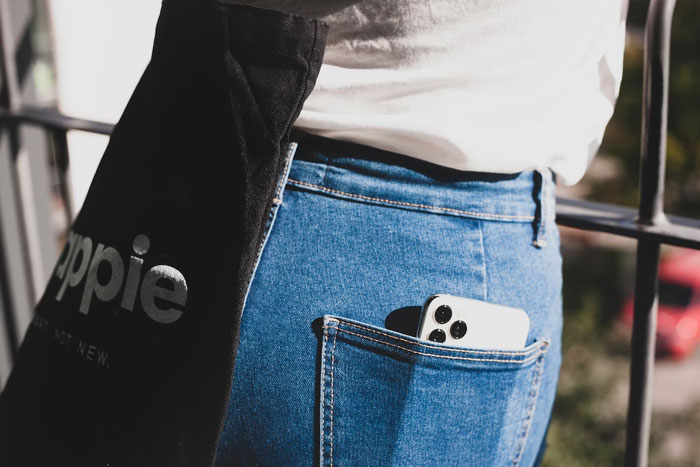 Women Share The Times They Had To Explain Something They Thought Was Well-Known To Their Partner (45 Answers)