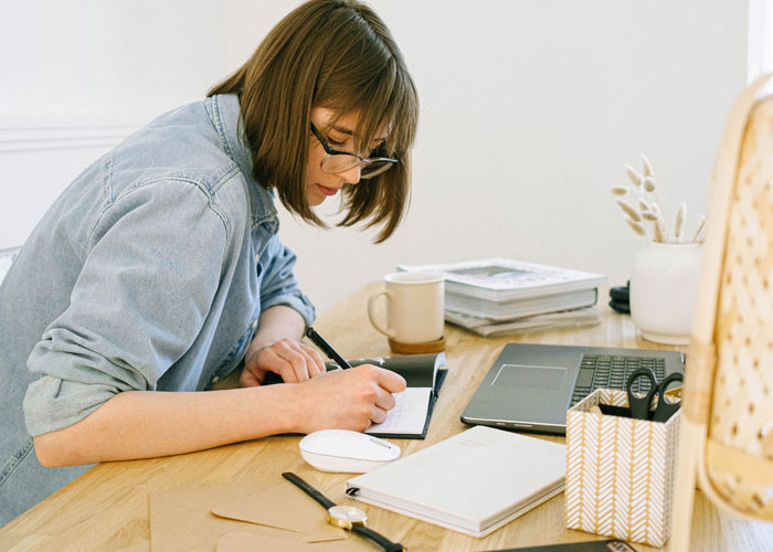 Someone Asks Teachers To Share Stories Of 'Doomed' Students Actually Making It Big, And They Deliver (32 Answers)