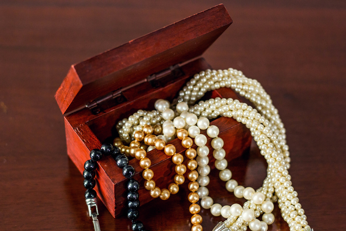 Woman Meets Fellow Mom From Kid&rsquo;s School, First Instinct Is To Berate Her For Being A &ldquo;Scrounger&rdquo; And &ldquo;On Benefits&rdquo;