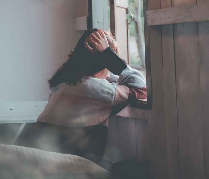 Mom Can't Believe Her Husband Suggested Her Daughter Sleep On The Couch, While His Daughter Gets A Whole Room To Herself