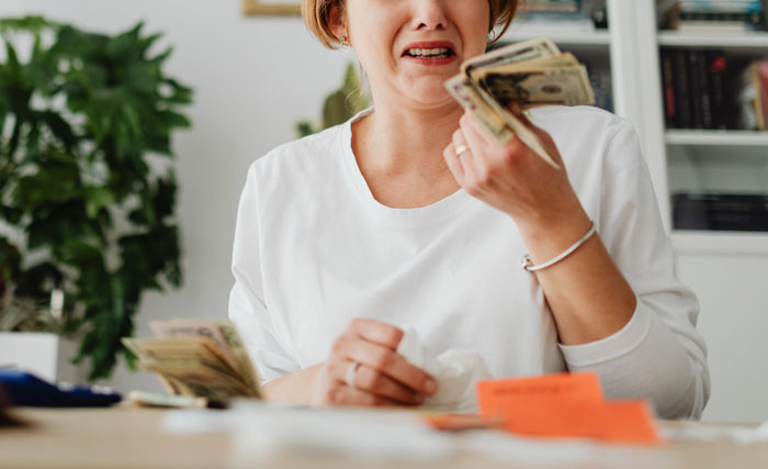 &ldquo;I Said No Thank You&rdquo;: Woman Demands Ex Pay For Her Dog's Vet Bills, Contacts His Close Ones To Make Him Change His Mind After Getting A Refusal