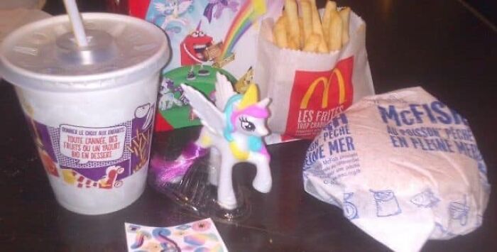 The 2011 Mcdonald’s Happy Meals Were The Real Thing!