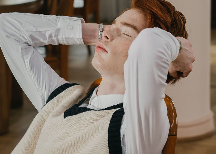 32 Things That Only Attractive People Can Get Away With, As Shared In This Viral Thread