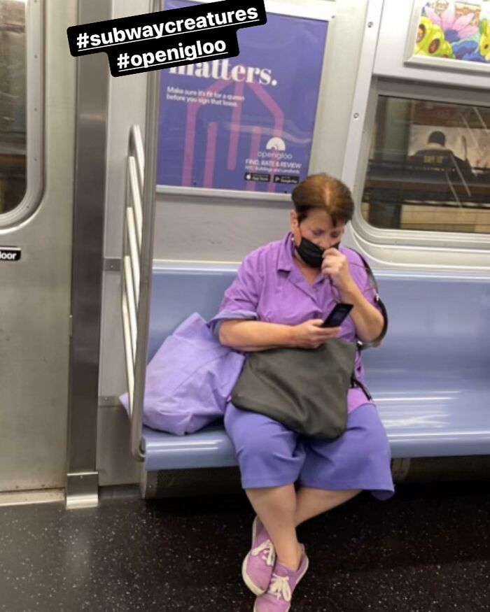 Subway-Signs-Resemble-Sitting-People