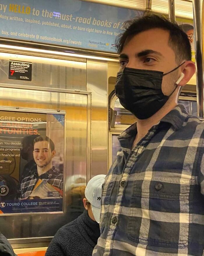 Subway-Signs-Resemble-Sitting-People