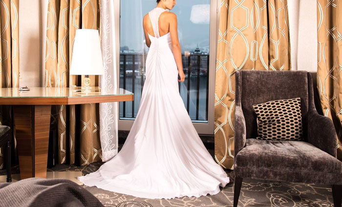 "I Have Little Sympathy For My Sister At This Point": Woman Flips Out As Brother Picks Her Dream Venue For His Own Wedding