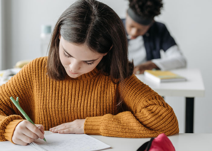 Someone Asks Teachers To Share Stories Of 'Doomed' Students Actually Making It Big, And They Deliver (32 Answers)