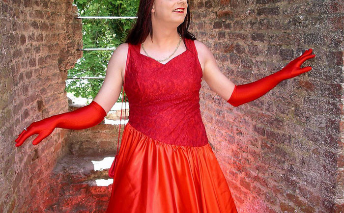 Family Drama Ensues As This Woman Decides Not To Attend Her Sister’s Wedding, Not Willing To Comply With The Strict Dress Code She Dislikes Family Drama Ensues As This Woman Decides Not To Attend Her Sister’s Wedding, Not Willing To Comply With The Strict Dress Code She Dislikes