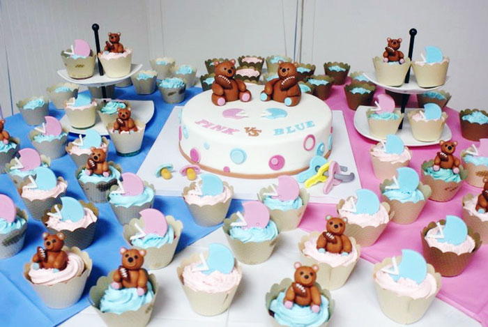 Woman Forces DIL To Tell Her The Gender Of Her Baby Even Though She Doesn't Know It, Just To Tell Everyone And Embarrass Herself At The Gender Reveal