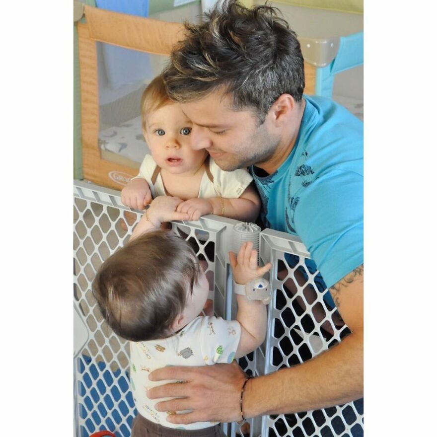 Study Reveals That Fathers Are Happier Than Mothers (25 Pics Of Celebrity Parents)