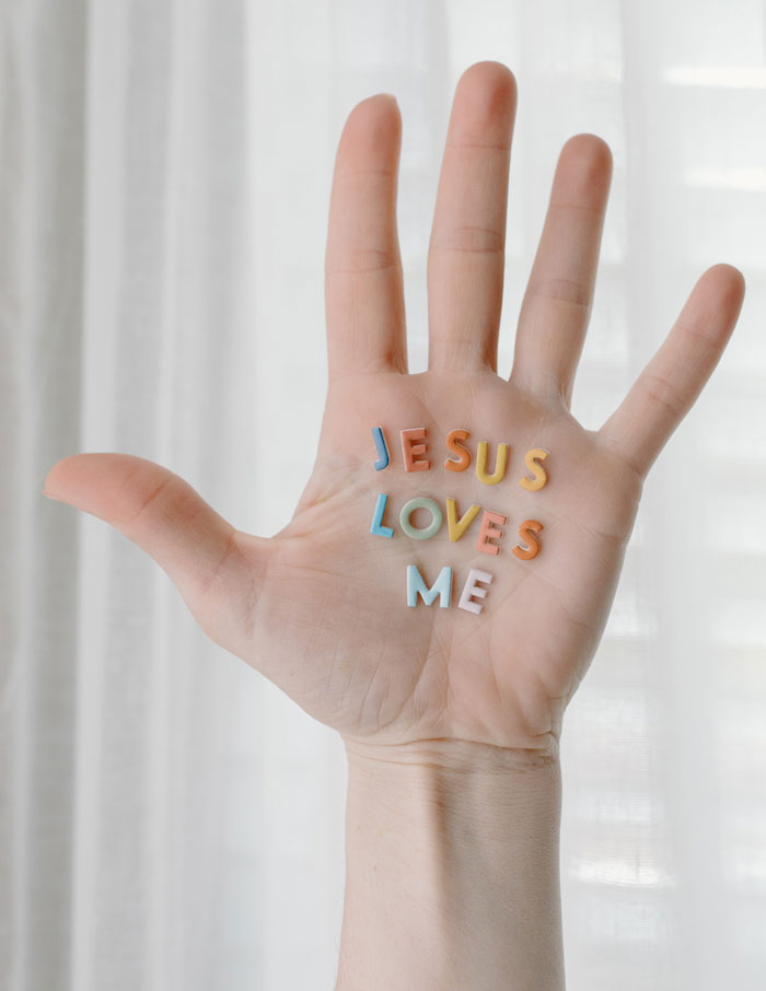 31 Things That Shook People’s Faith In Religion, As Shared In This Online Group