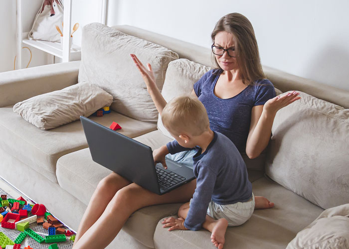 Husband Doesn't Want His Wife To Go On A Birthday Vacation Alone, Calls Her "Selfish" For Wanting Him To Stay With The Kids