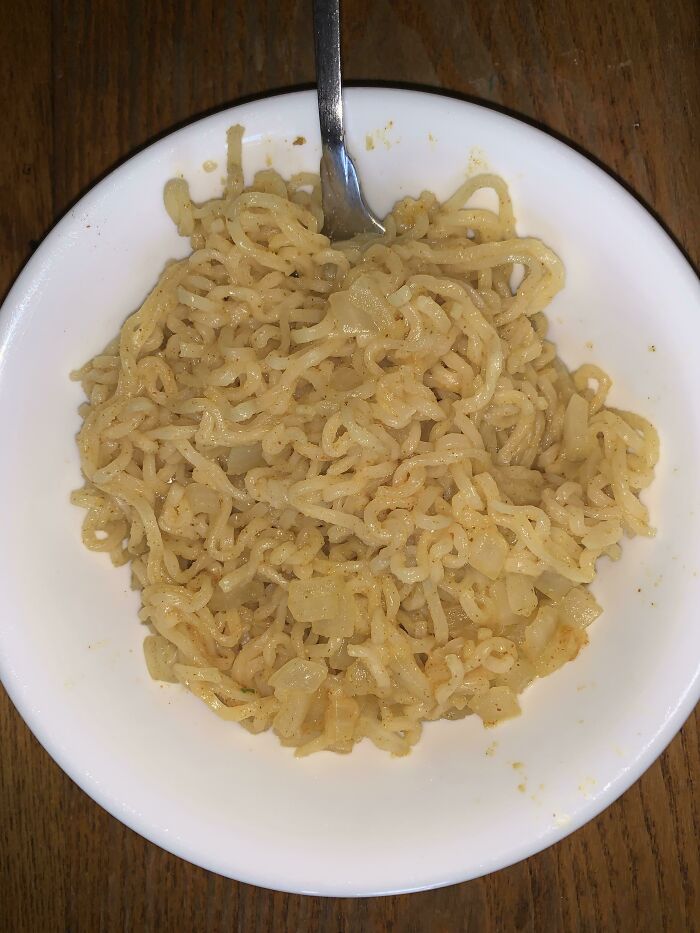 Stir Fried Ramen With Onions