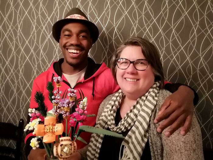 I Gave LEGO Flowers To My Mom For Mother's Day