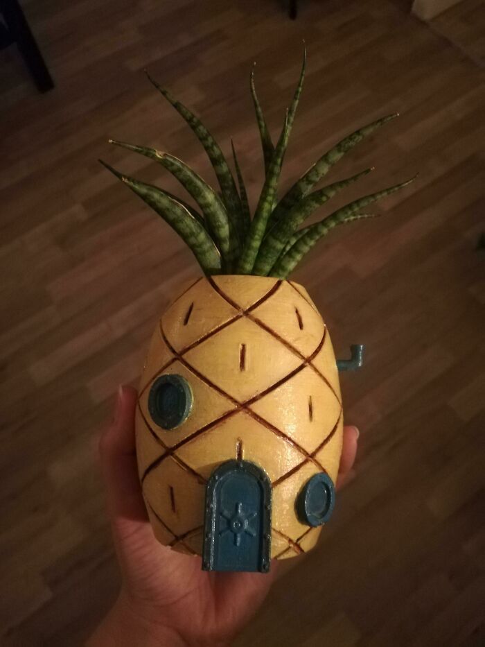 My Friend Just Surprised Me With This Beautiful Selfmade Pot And I Can't Stop Smiling!