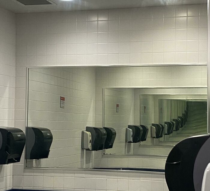 No tenía ni idea de que una parte de mi escuela se veía así 