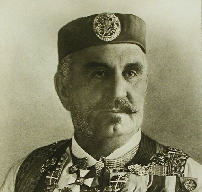 Picture of Nicholas I with multiple medals 