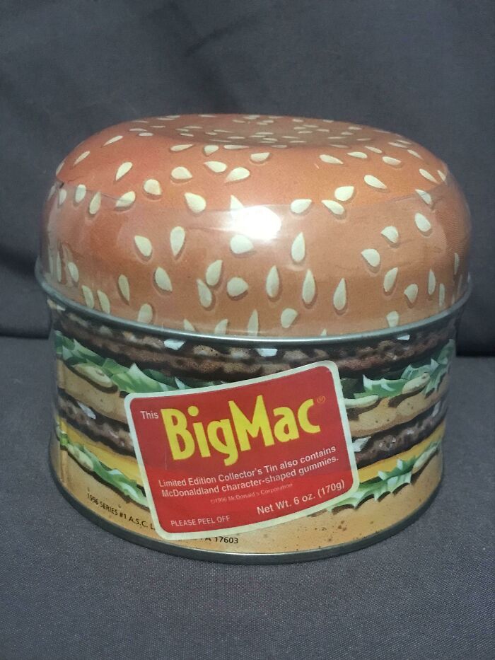 Esta lata sellada de Big Mac de 1996 contiene dulces de hace 27 años