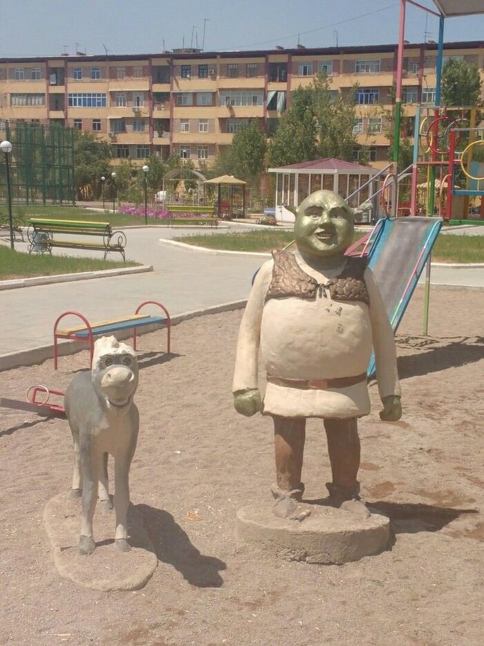 Shrek And Brainless Donkey