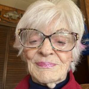 sunshinesue42 avatar