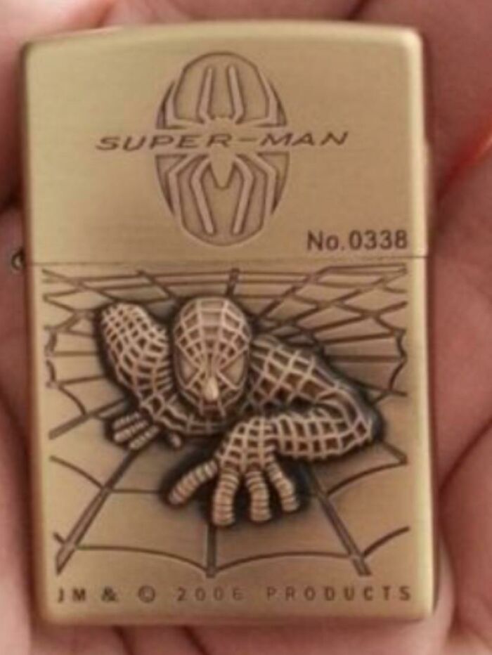 Esperen, recuerdo ese personaje, ¡es Superman!