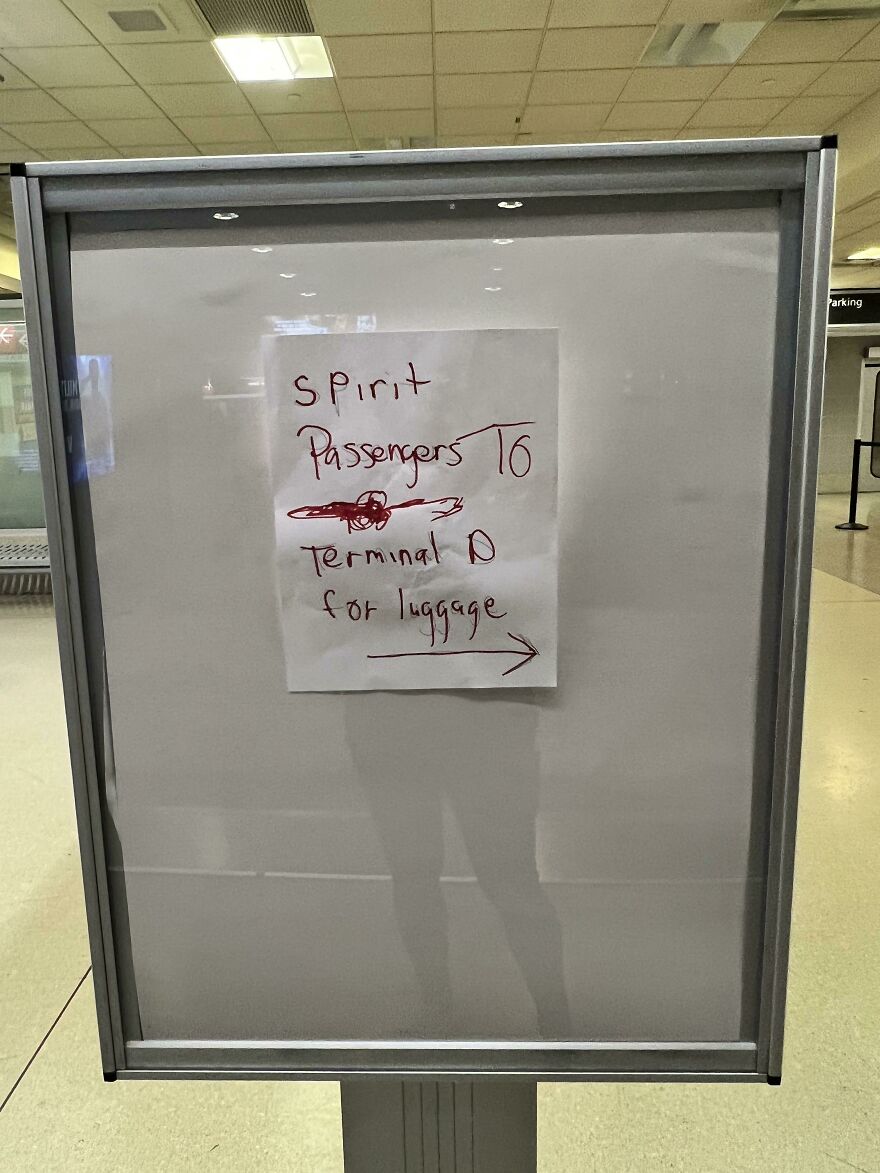 Very Helpful Sign From Spirit Airlines To Their Passengers - Spotted At The Philadelphia International Airport
