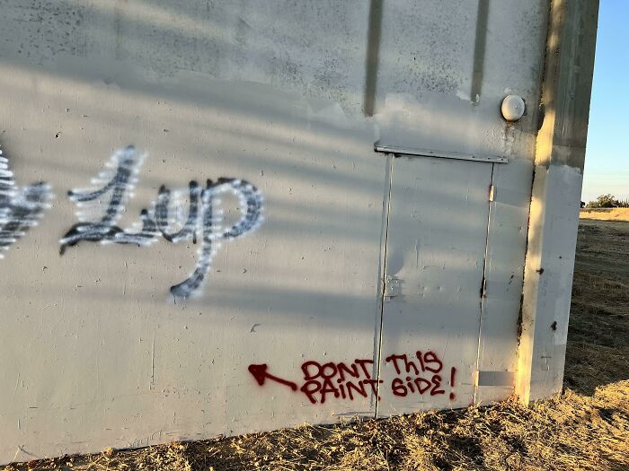 Don’t This Paint Side!