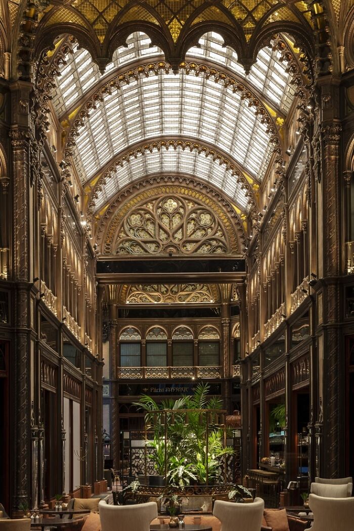 Paris Court, Budapest, Hungary