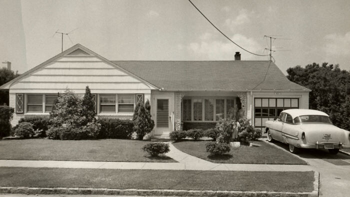 Anyone Elso Just Genualy Like The Design Of The 1950s?