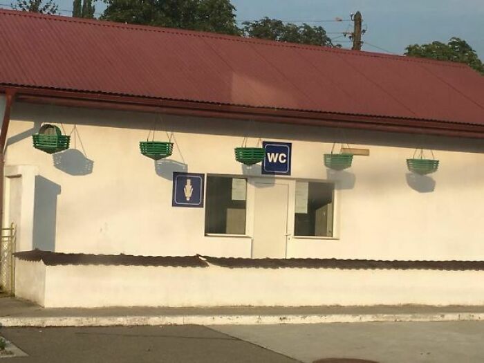 Here Are Some &ldquo;You Had One Job&rdquo; Pictures