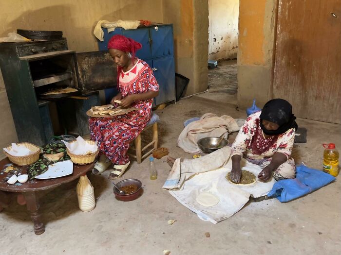 Berber Pizza Making In Morocco
