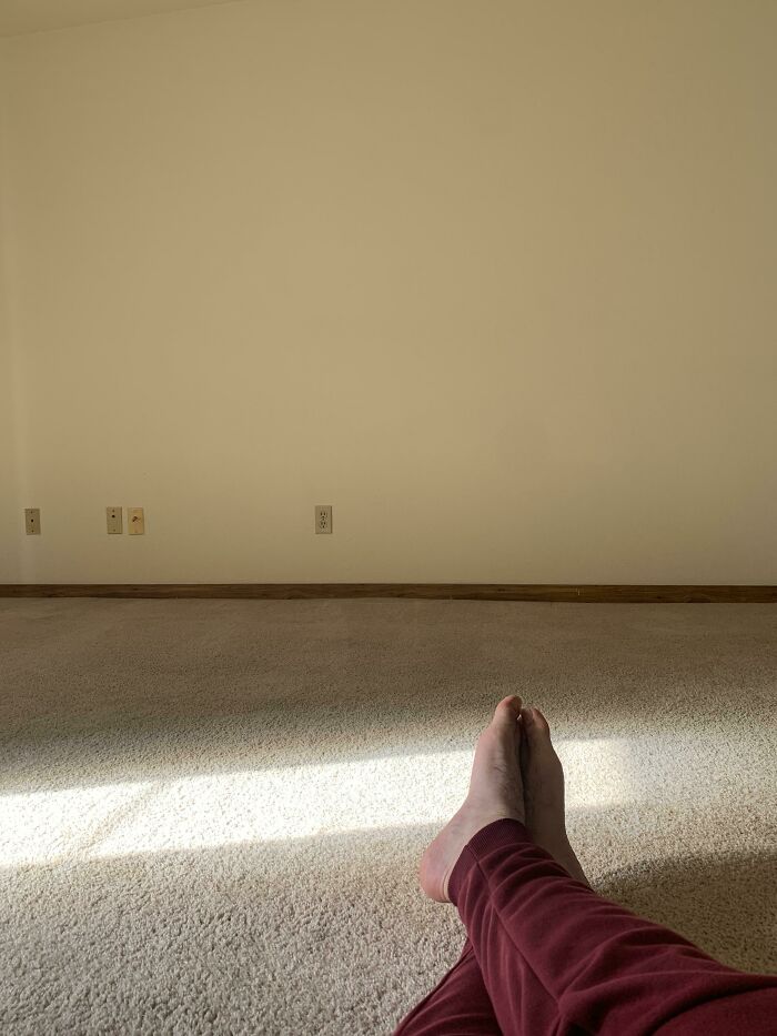 I Used Every Dollar I Had To Be Able To Move Into My First Apartment. I Don’t Have Any Furniture Nor Money For It, But I Have A Place To Call Mine