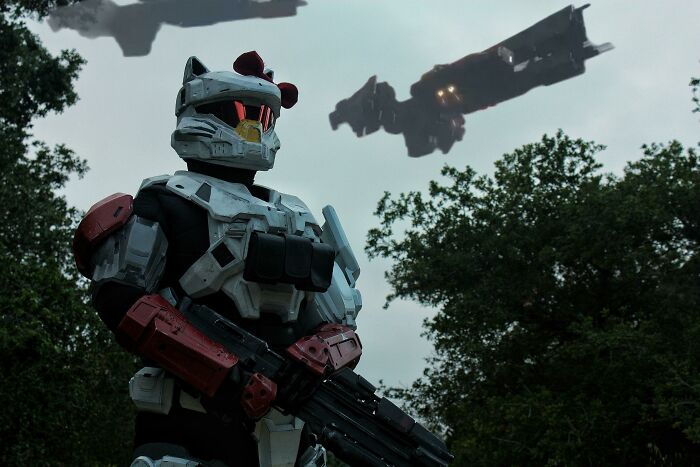 Person cosplaying Halo Kitty